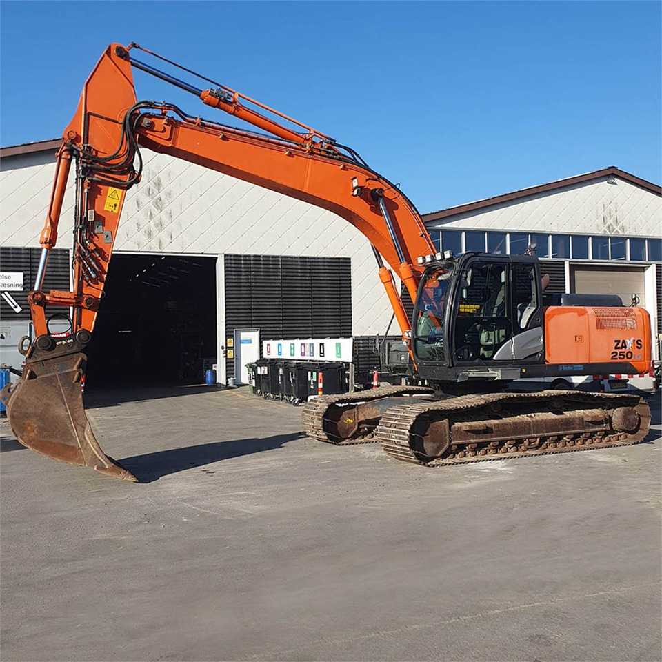 Hitachi Hitachi ZX250 LC-5B - Kāpurķēžu ekskavators: foto 4 Hitachi Hitachi ZX250 LC-5B - Kāpurķēžu ekskavators: foto 4