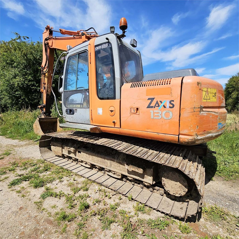 Hitachi ZX130 LCN Zaxis - Kāpurķēžu ekskavators: foto 4 Hitachi ZX130 LCN Zaxis - Kāpurķēžu ekskavators: foto 4