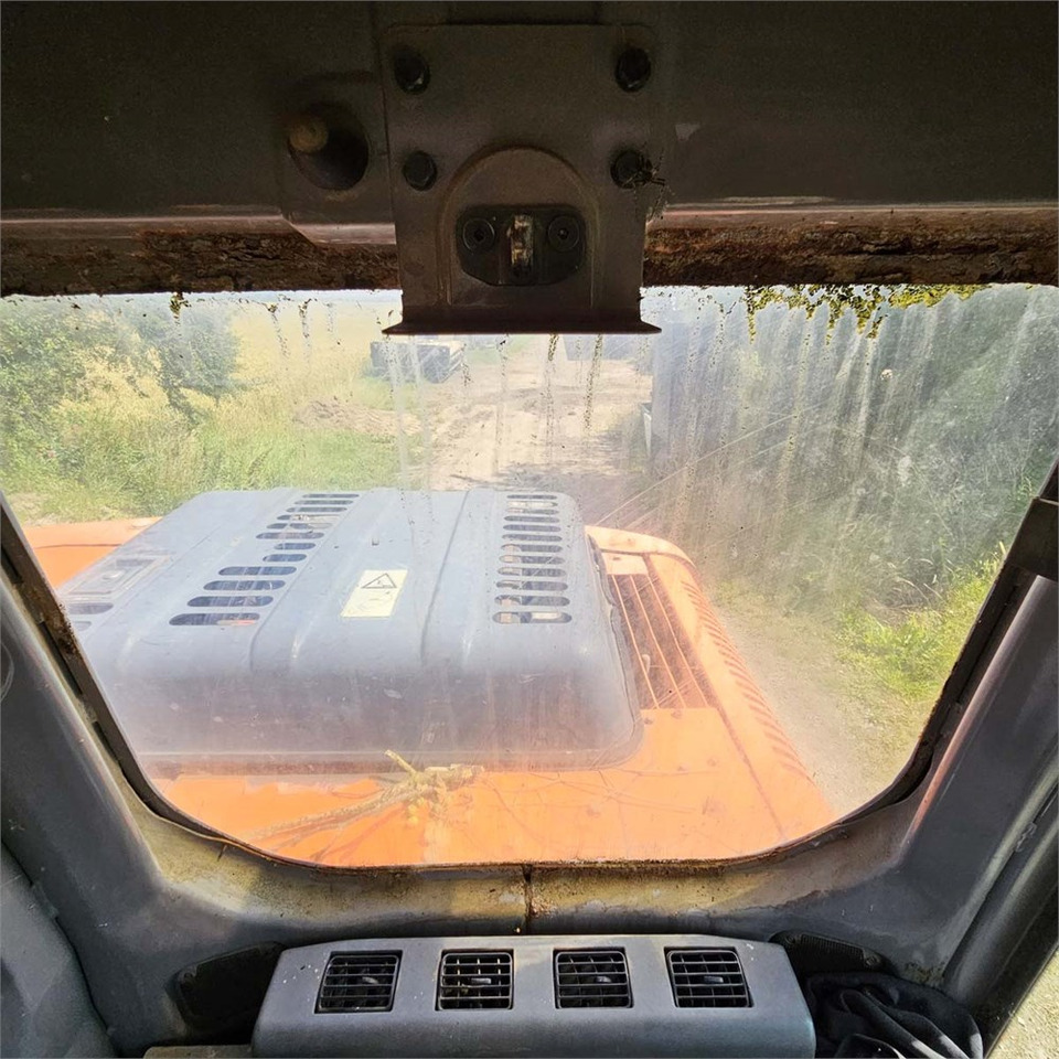 Kāpurķēžu ekskavators Hitachi ZX130 LCN Zaxis: foto 21
