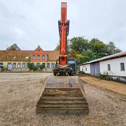 Hitachi ZX210 LC-6 - Kāpurķēžu ekskavators: foto 4 Hitachi ZX210 LC-6 - Kāpurķēžu ekskavators: foto 4