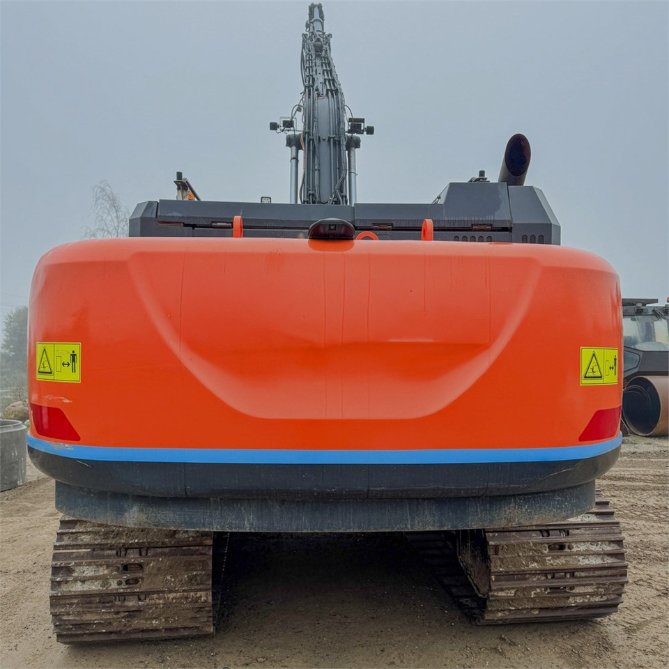 Hitachi ZX350 LC-6 - Kāpurķēžu ekskavators: foto 5 Hitachi ZX350 LC-6 - Kāpurķēžu ekskavators: foto 5