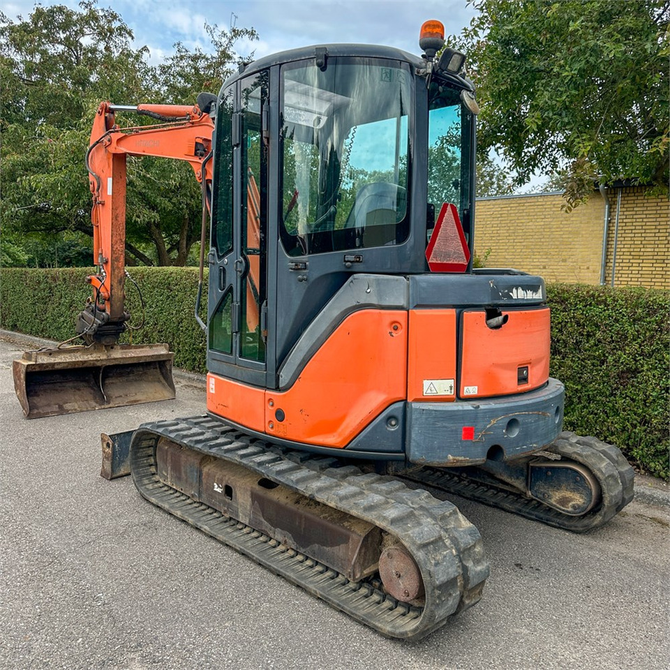 Hitachi ZX50 U-2 - Mini-ekskavators: foto 4 Hitachi ZX50 U-2 - Mini-ekskavators: foto 4