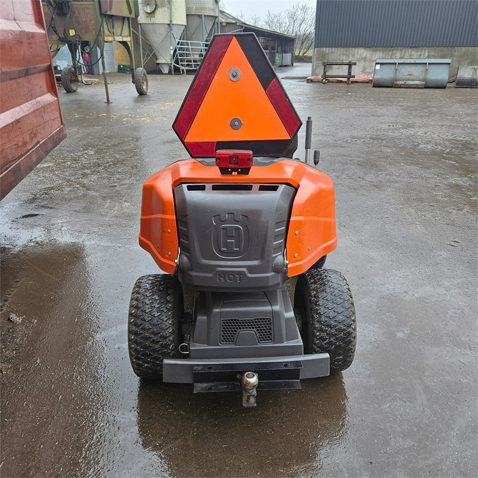 Husqvarna R213C - Zāles pļāvējs: foto 5 Husqvarna R213C - Zāles pļāvējs: foto 5