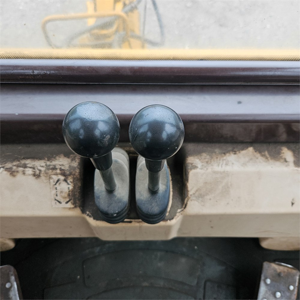 Ekskavators-iekrāvējs Hydrema 906 C: foto 22