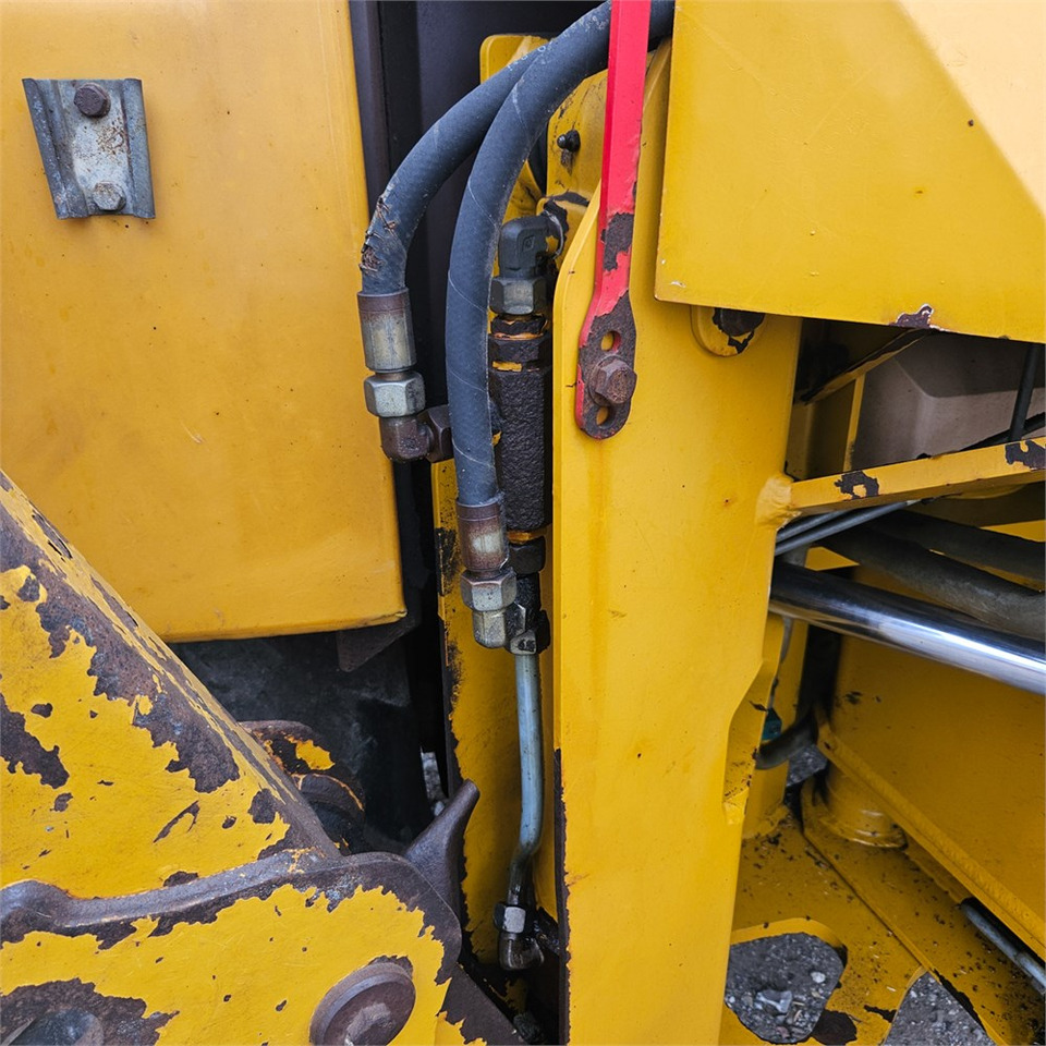 Ekskavators-iekrāvējs Hydrema 906 C: foto 48