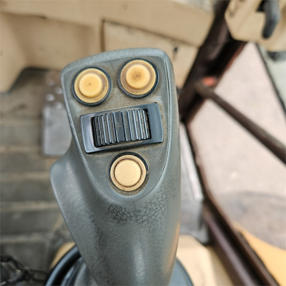 Ekskavators-iekrāvējs Hydrema 906 C: foto 16