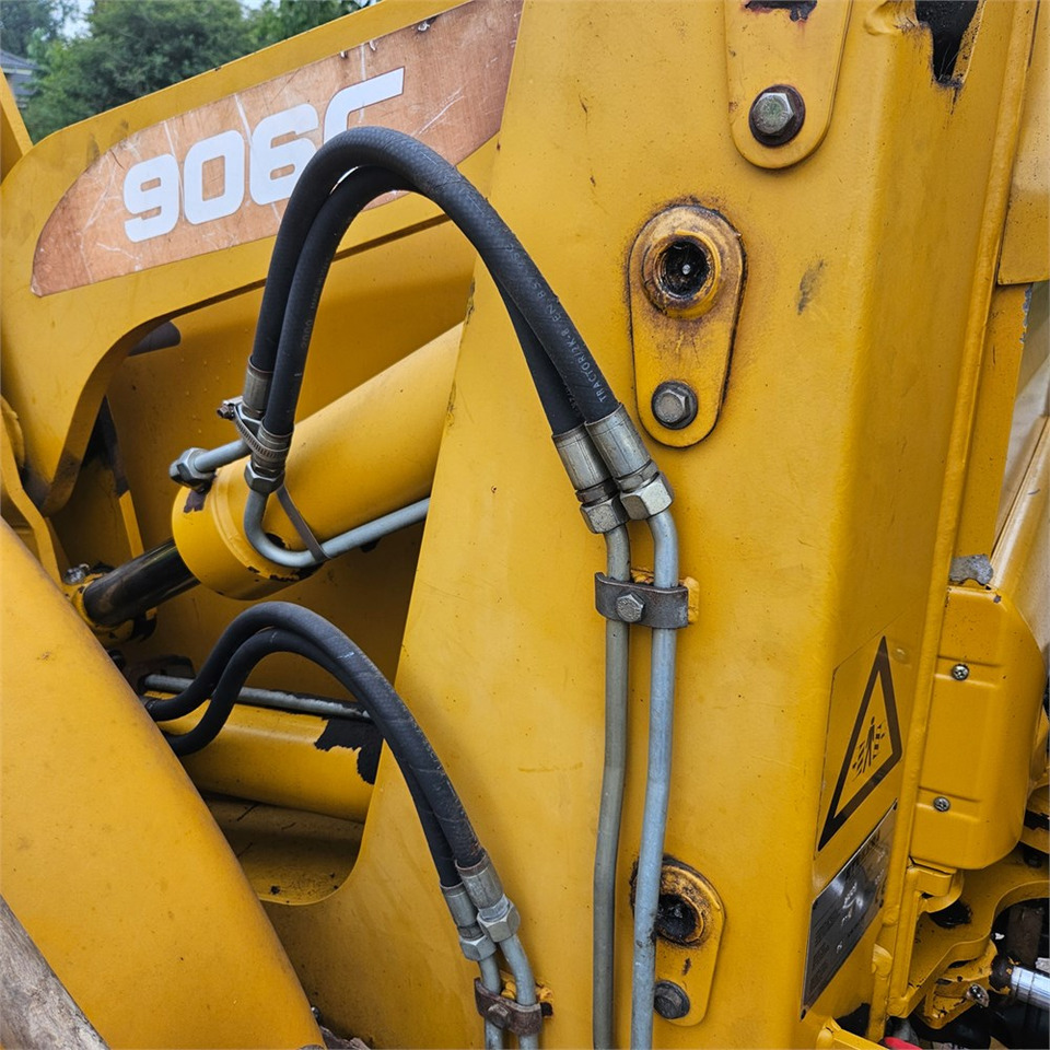 Ekskavators-iekrāvējs Hydrema 906 C: foto 44