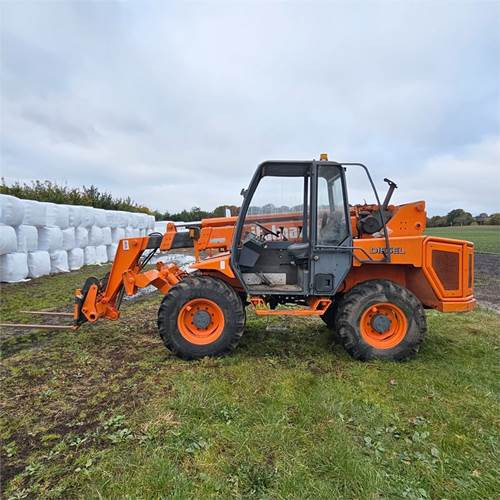 Italmacchine / Terex Lift 2009 - Teleskopiskais iekrāvējs: foto 5 Italmacchine / Terex Lift 2009 - Teleskopiskais iekrāvējs: foto 5