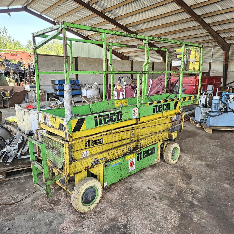 Iteco LG6084 - Šķērveida pacēlājs: foto 3 Iteco LG6084 - Šķērveida pacēlājs: foto 3