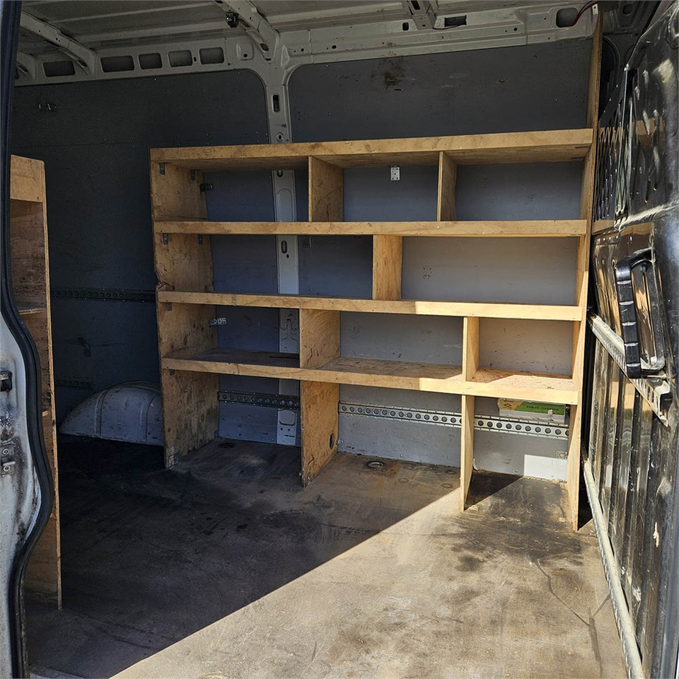 Kravas mikroautobuss Iveco Daily 35s17 3,0D: foto 8