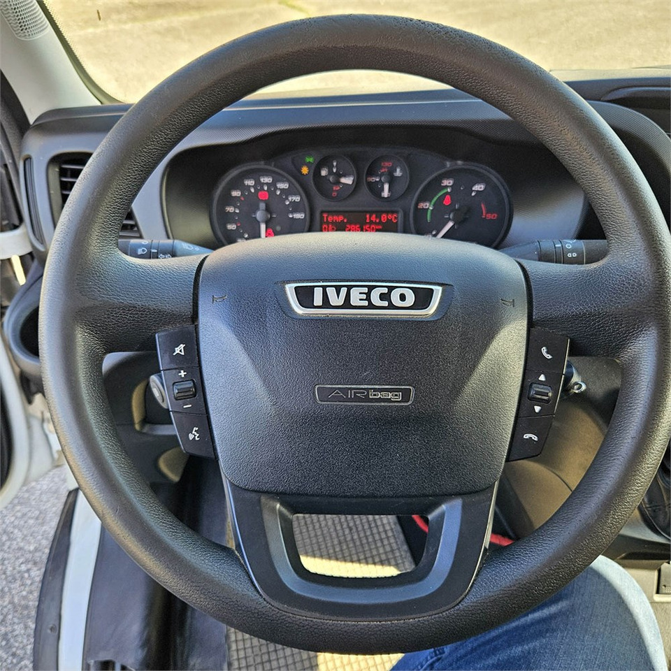 Kravas mikroautobuss Iveco Daily 35s17 3,0D: foto 25
