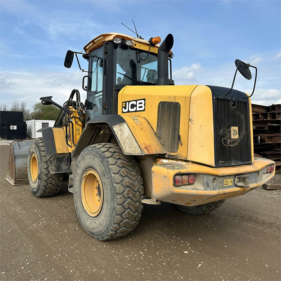 JCB 437 HT - Riteņu iekrāvējs: foto 4 JCB 437 HT - Riteņu iekrāvējs: foto 4