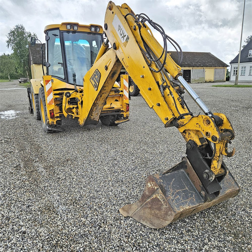 JCB 4CX - Ekskavators-iekrāvējs: foto 4 JCB 4CX - Ekskavators-iekrāvējs: foto 4