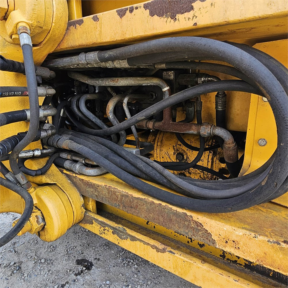 Ekskavators-iekrāvējs JCB 4CX eco T4i III B: foto 29