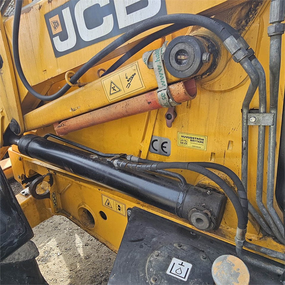 Ekskavators-iekrāvējs JCB 4CX eco T4i III B: foto 31