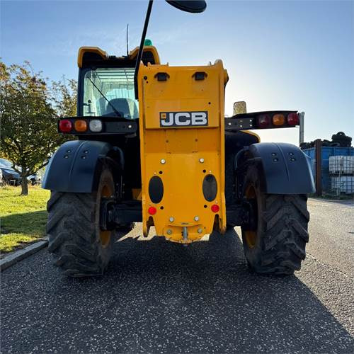 JCB 533-105 - Teleskopiskais iekrāvējs: foto 4 JCB 533-105 - Teleskopiskais iekrāvējs: foto 4