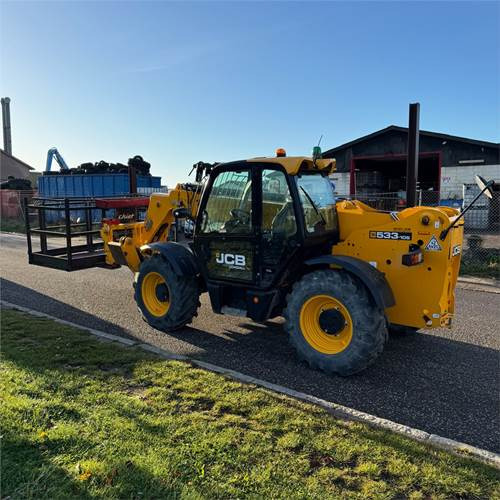 JCB 533-105 - Teleskopiskais iekrāvējs: foto 2 JCB 533-105 - Teleskopiskais iekrāvējs: foto 2