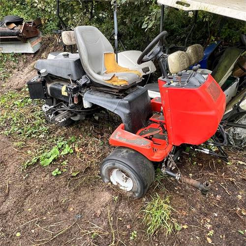 Jacobsen Greens King - Zāles pļāvējs: foto 1 Jacobsen Greens King - Zāles pļāvējs: foto 1