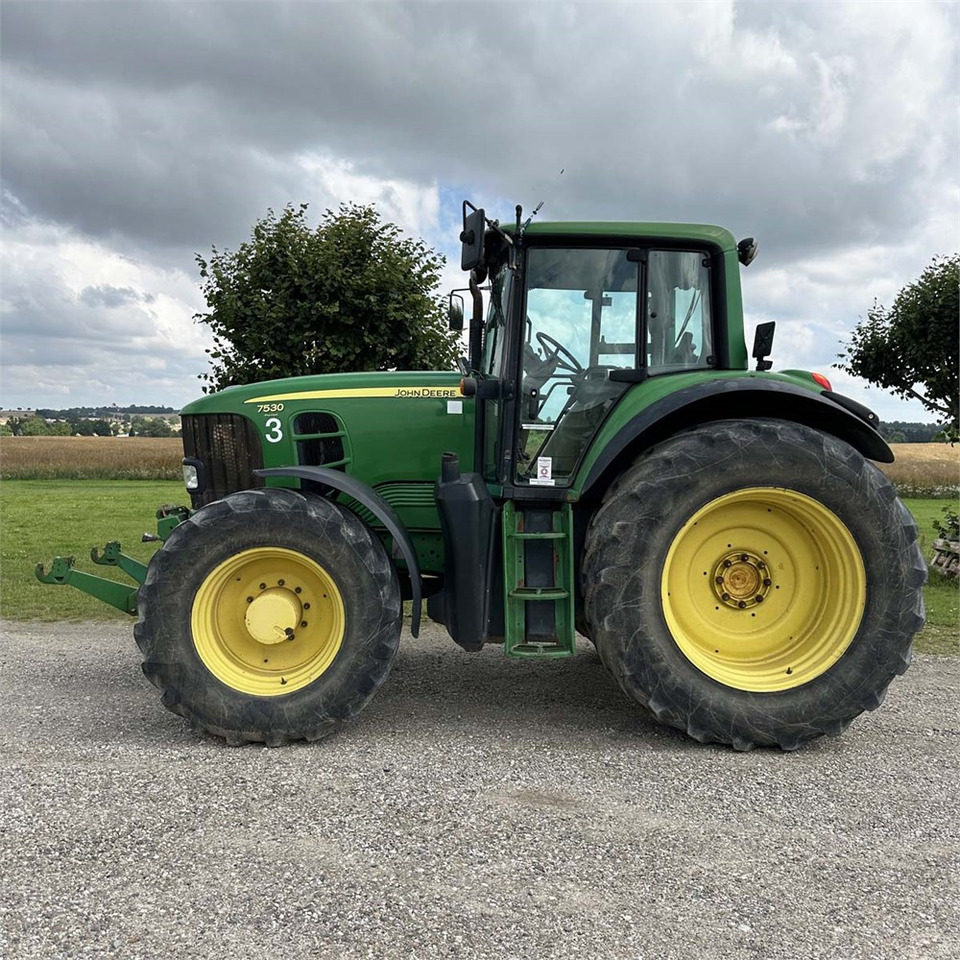 John Deere 7530 - Traktors: foto 5 John Deere 7530 - Traktors: foto 5
