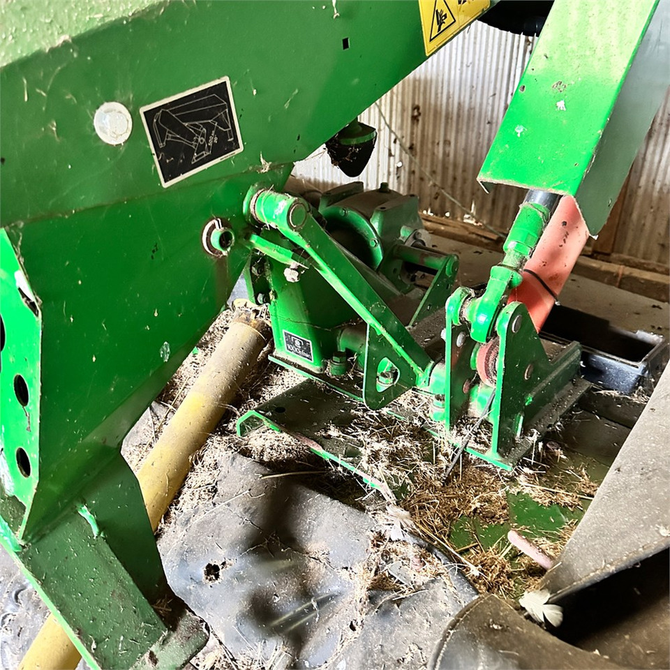 Siena sagatavošanas tehnika John Deere CC0131: foto 14