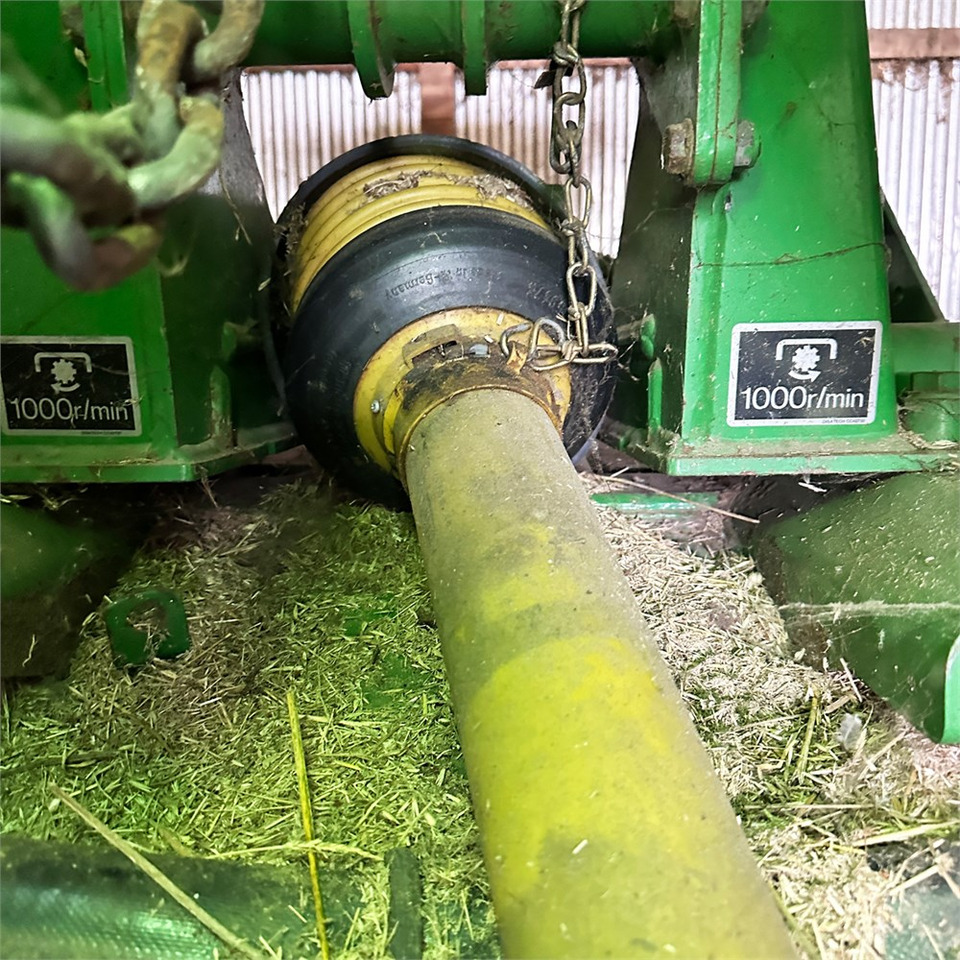 Siena sagatavošanas tehnika John Deere CC0131: foto 16