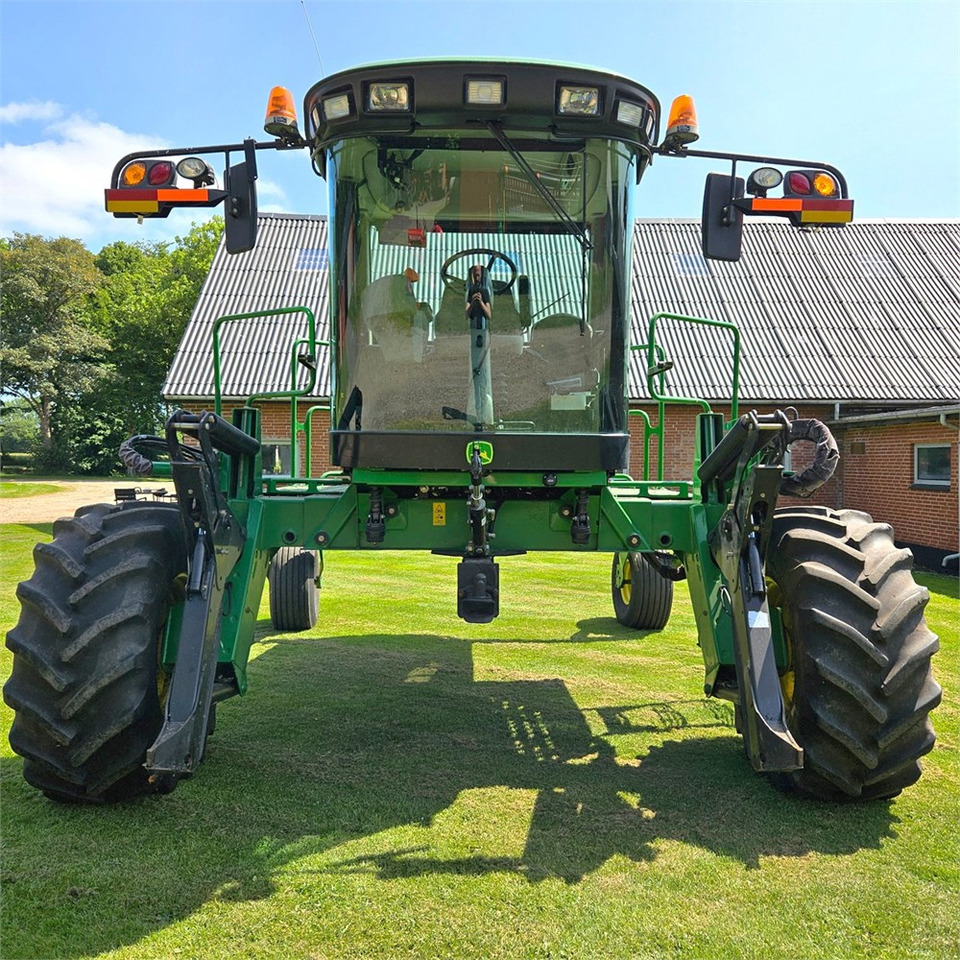 John Deere W150 - Kombains: foto 4 John Deere W150 - Kombains: foto 4