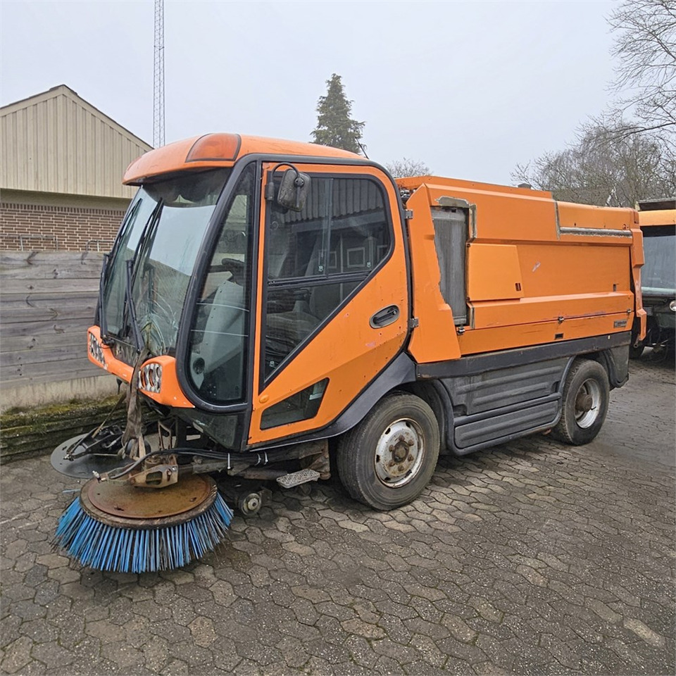 Johnston Sweepers CX400 - Ielu tīrīšanas mašīna: foto 1 Johnston Sweepers CX400 - Ielu tīrīšanas mašīna: foto 1