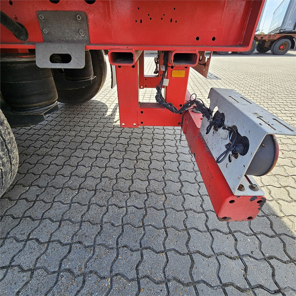 Tenta puspiekabe Kel-Berg D100v/xl: foto 16