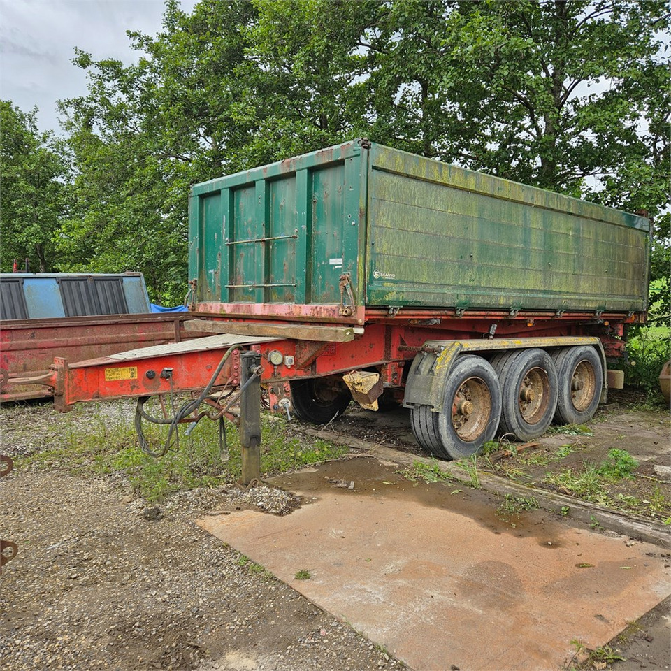 Kel-Berg KE8842 - Piekabe pašizgāzējs: foto 1 Kel-Berg KE8842 - Piekabe pašizgāzējs: foto 1