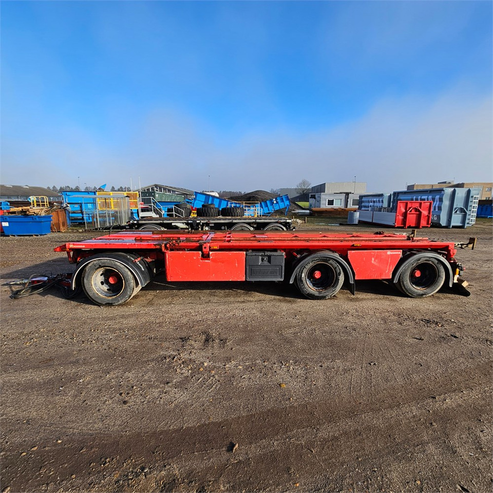 Kel-Berg T430 - Multilift/ Būvgružu konteinera piekabe: foto 1 Kel-Berg T430 - Multilift/ Būvgružu konteinera piekabe: foto 1
