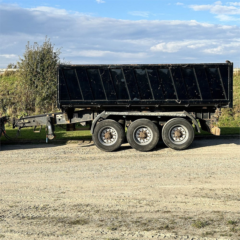 Kel-Berg Tip trailer - Piekabe pašizgāzējs: foto 4 Kel-Berg Tip trailer - Piekabe pašizgāzējs: foto 4