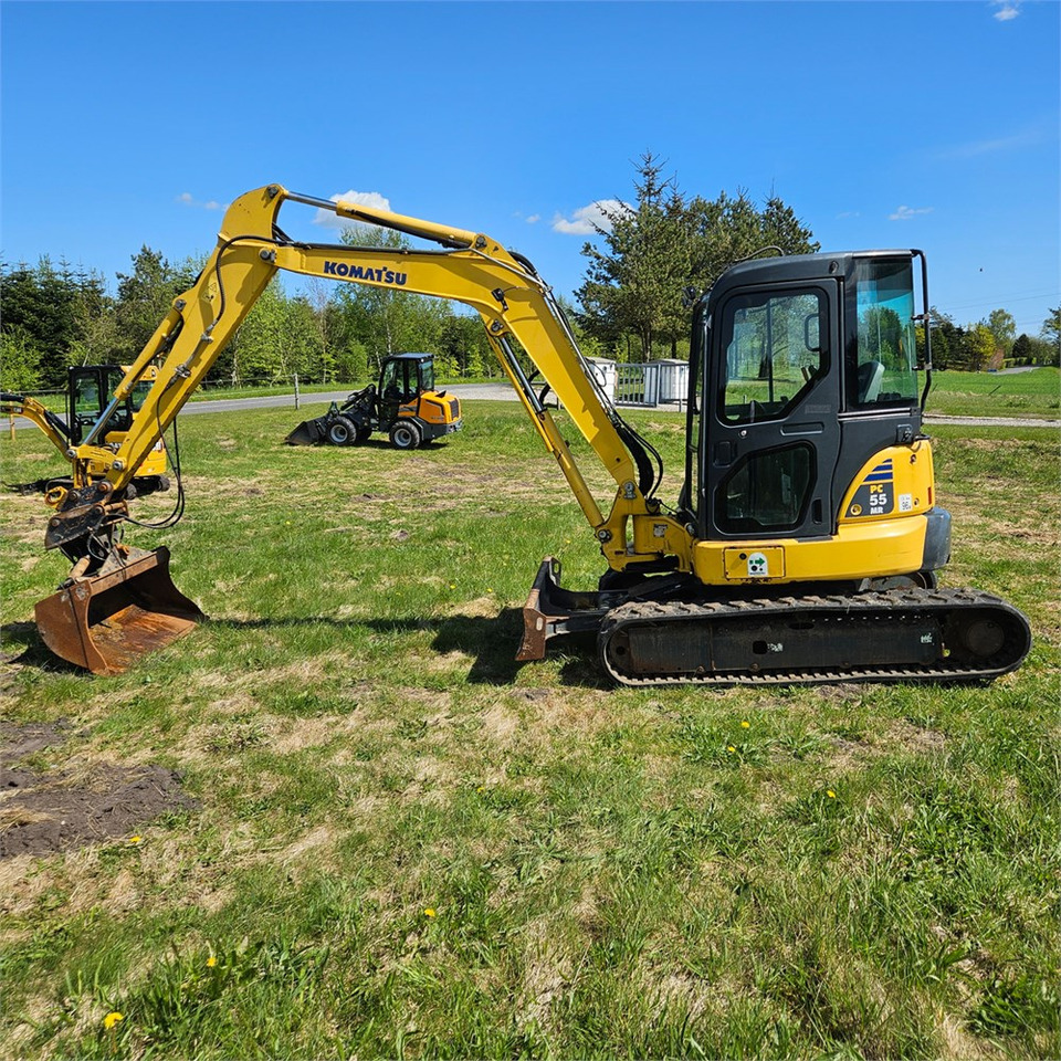 Komatsu PC 55 MR-3 - Mini-ekskavators: foto 1 Komatsu PC 55 MR-3 - Mini-ekskavators: foto 1