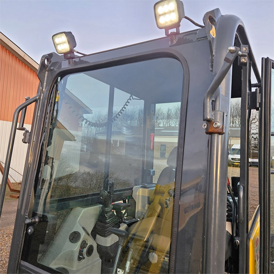 Mini-ekskavators Komatsu PC20R-5: foto 22