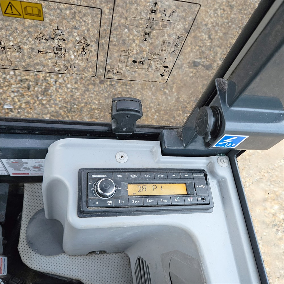 Mini-ekskavators Komatsu PC20R-5: foto 21