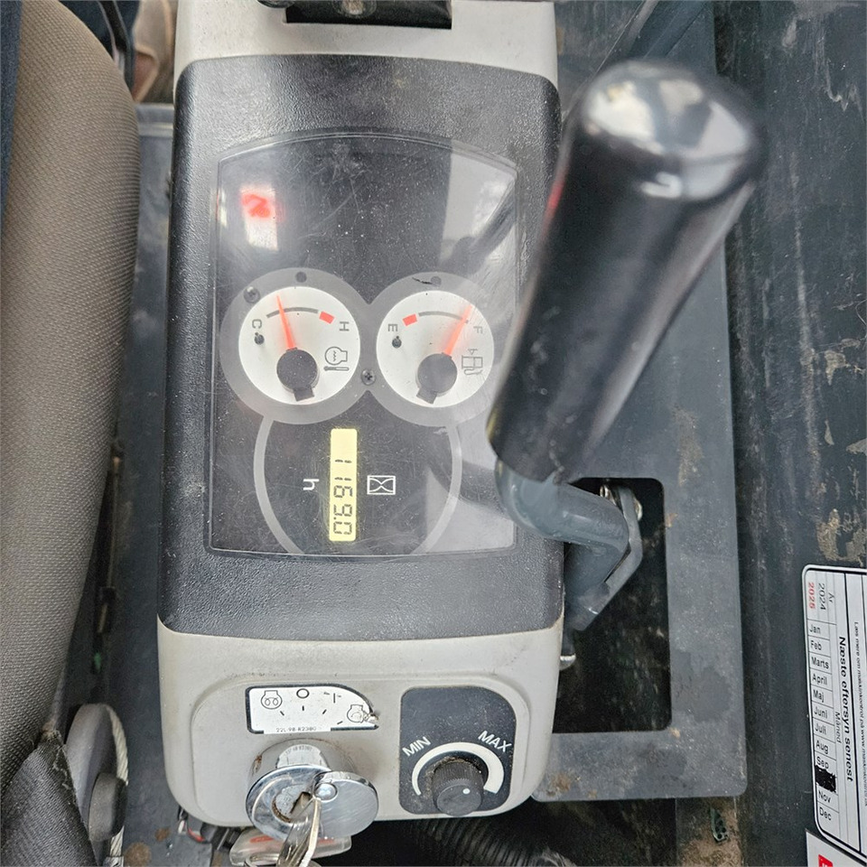 Mini-ekskavators Komatsu PC20R-5: foto 15