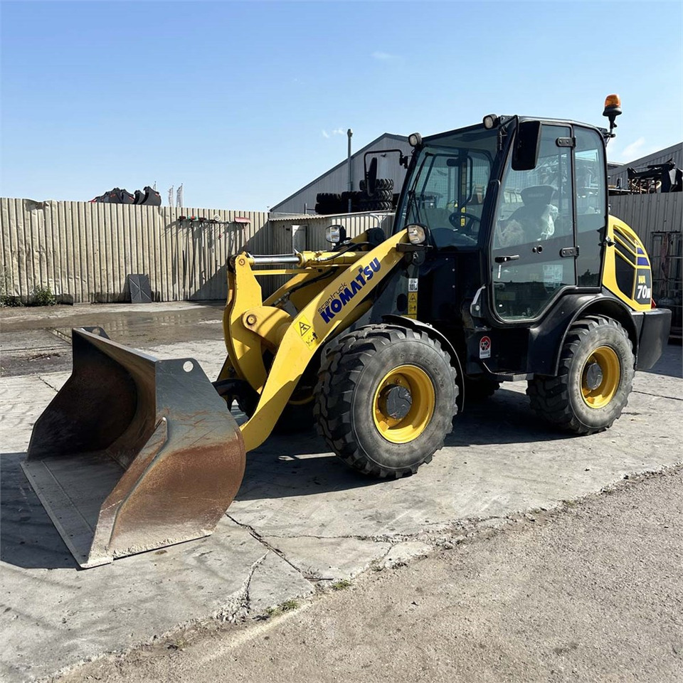 Komatsu WA70M - Riteņu iekrāvējs: foto 3 Komatsu WA70M - Riteņu iekrāvējs: foto 3