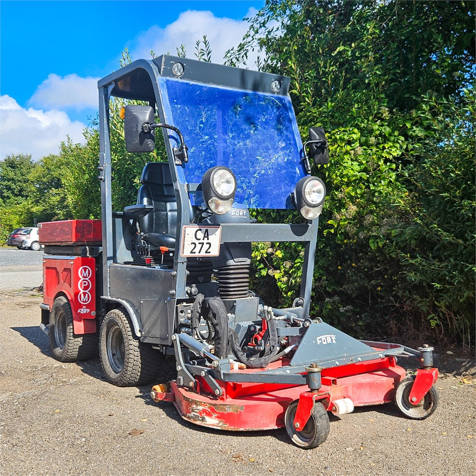 Fort MPM 30 D - Komunālā/ Specializētā tehnika: foto 1 Fort MPM 30 D - Komunālā/ Specializētā tehnika: foto 1