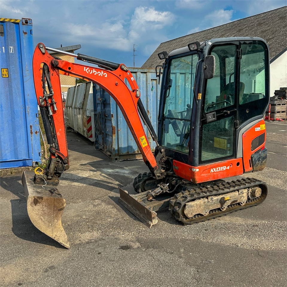 Kubota KX019-4 - Mini-ekskavators: foto 1 Kubota KX019-4 - Mini-ekskavators: foto 1
