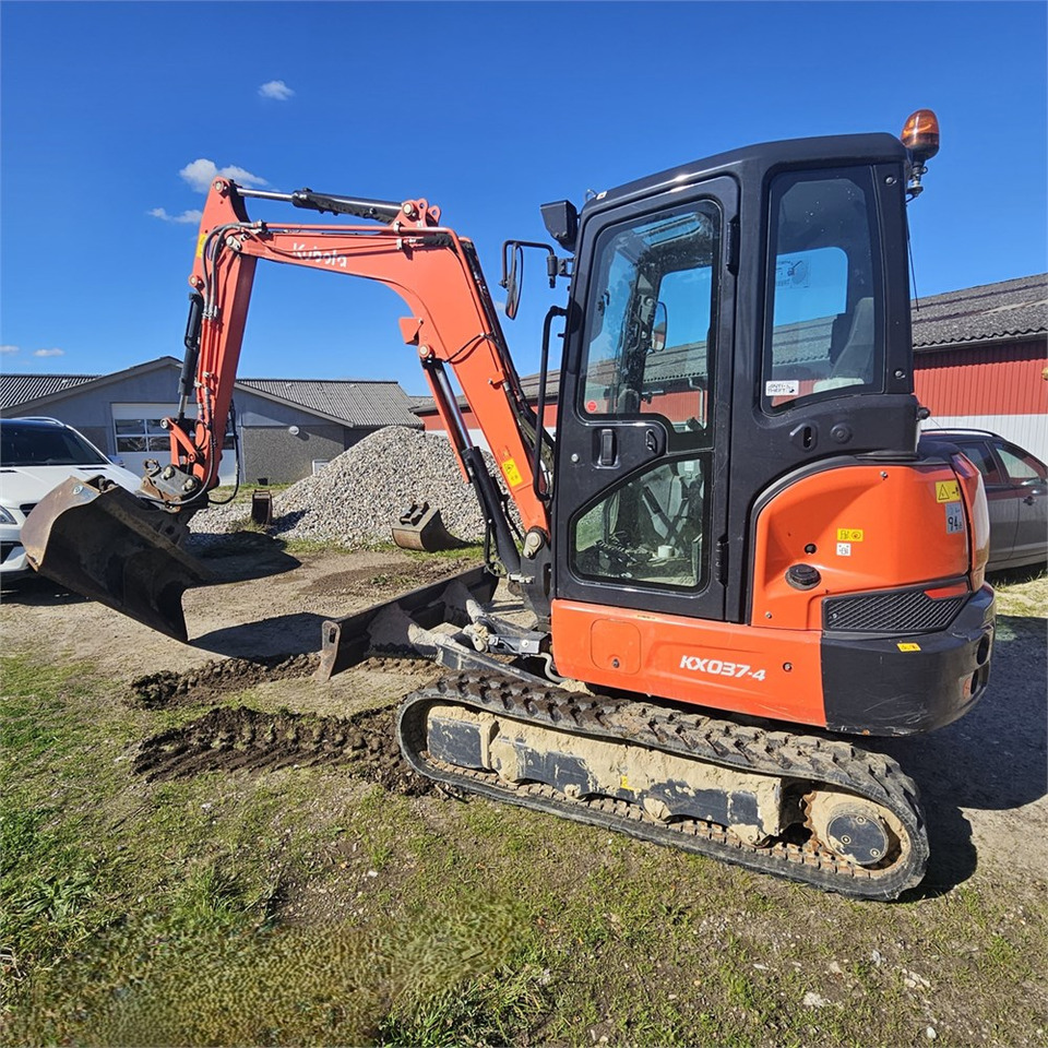 Kubota KX037-4 - Mini-ekskavators: foto 2 Kubota KX037-4 - Mini-ekskavators: foto 2