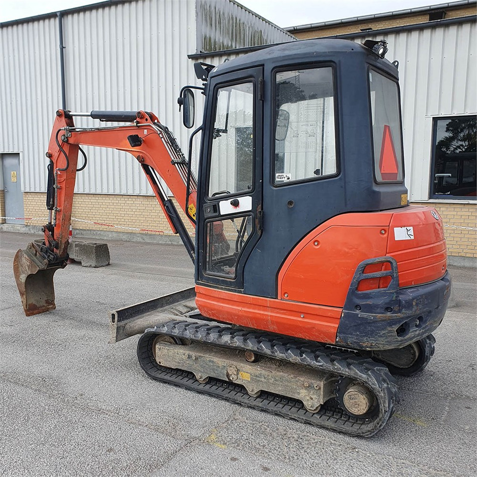 Kubota KX61-3 - Mini-ekskavators: foto 5 Kubota KX61-3 - Mini-ekskavators: foto 5