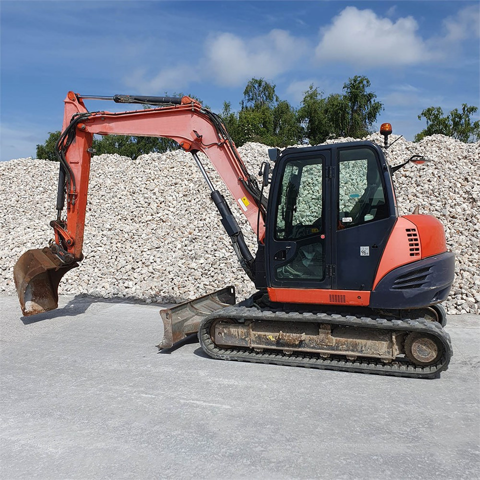 Kubota Kubota KX080-4 - Mini-ekskavators: foto 1 Kubota Kubota KX080-4 - Mini-ekskavators: foto 1