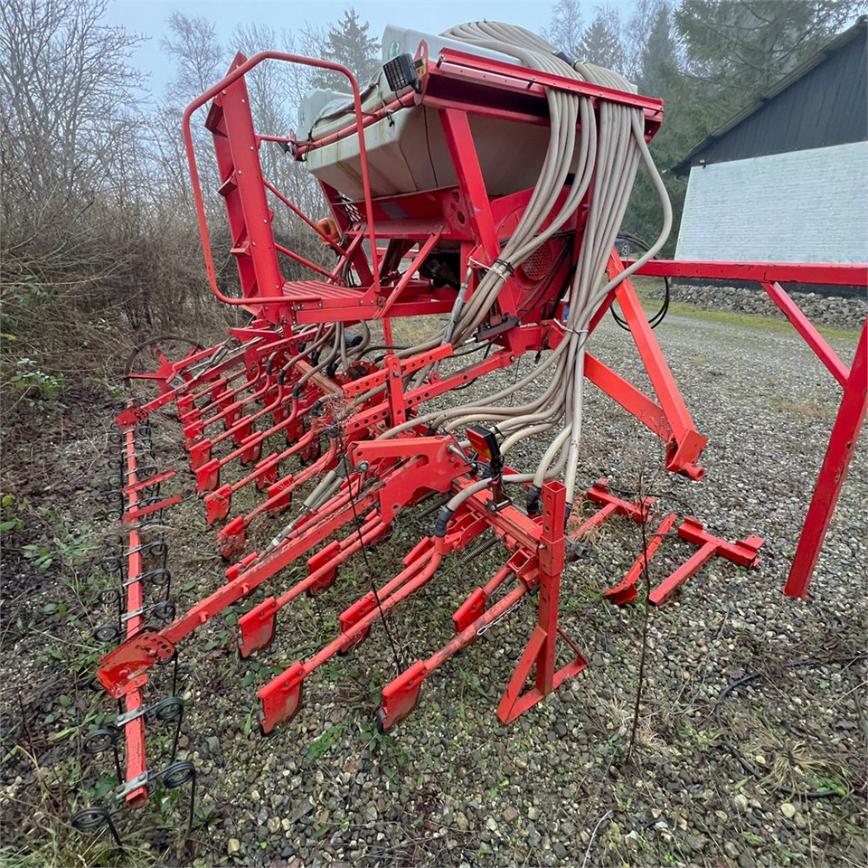 Kuhn Venta Ti - Sēšanas tehnika: foto 4 Kuhn Venta Ti - Sēšanas tehnika: foto 4