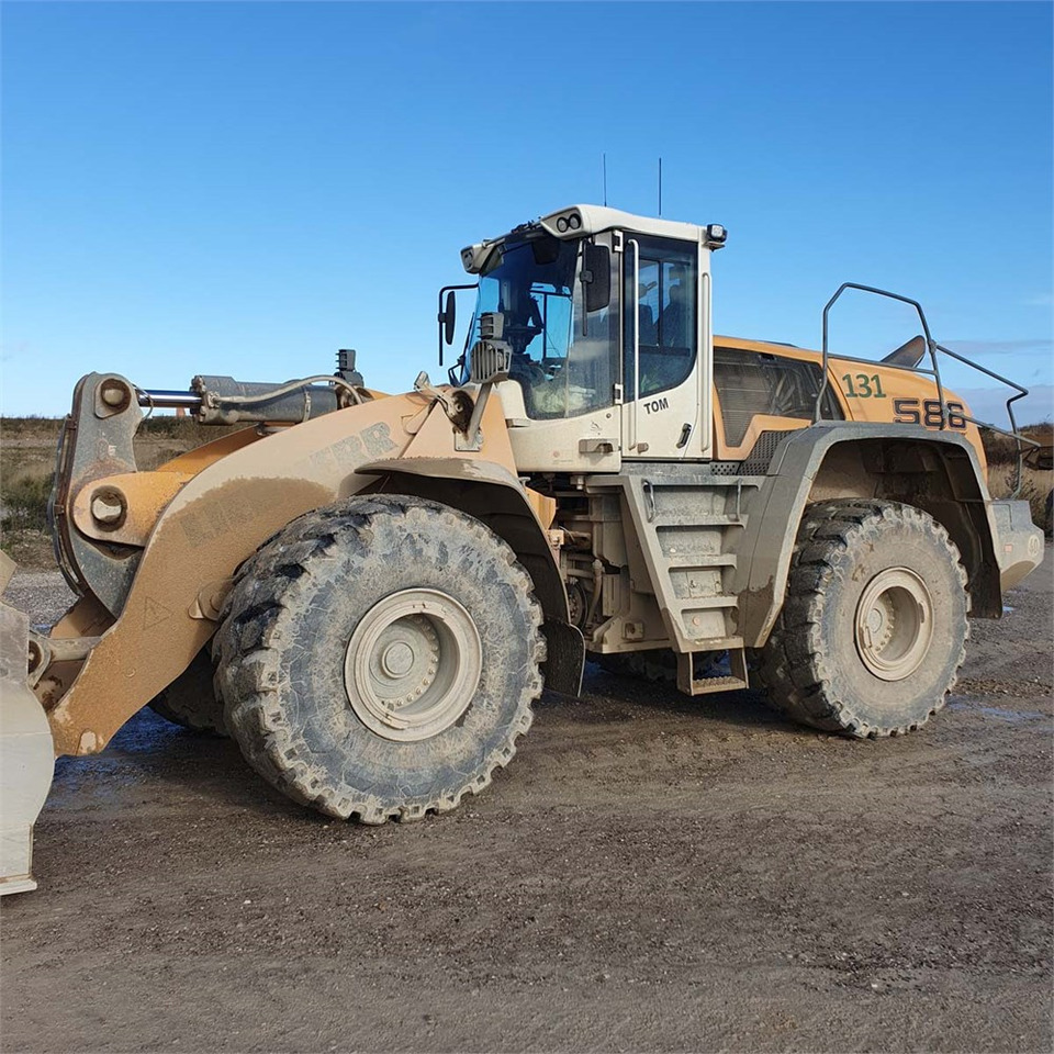 Riteņu iekrāvējs Liebherr L586 XPower: foto 11