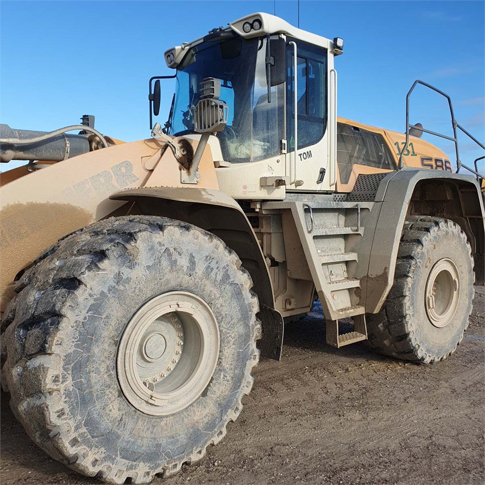 Riteņu iekrāvējs Liebherr L586 XPower: foto 12