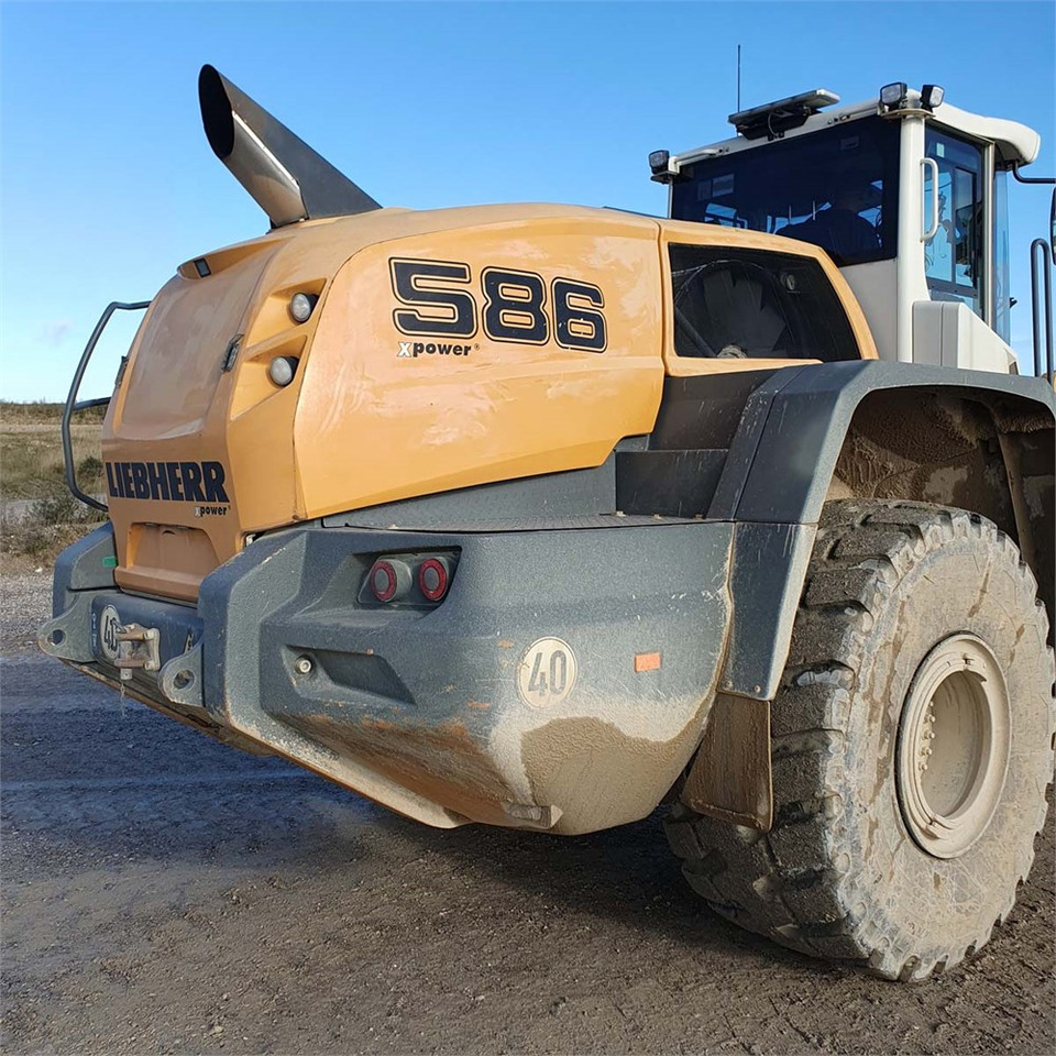 Riteņu iekrāvējs Liebherr L586 XPower: foto 21