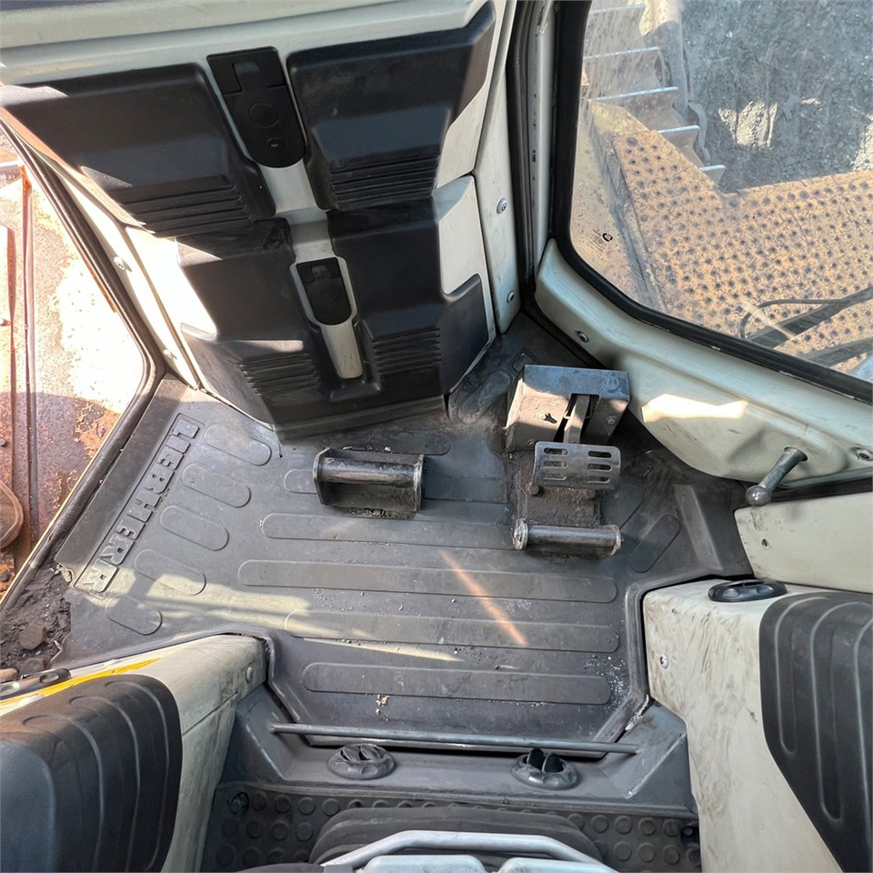 Buldozers Liebherr PR 764: foto 28