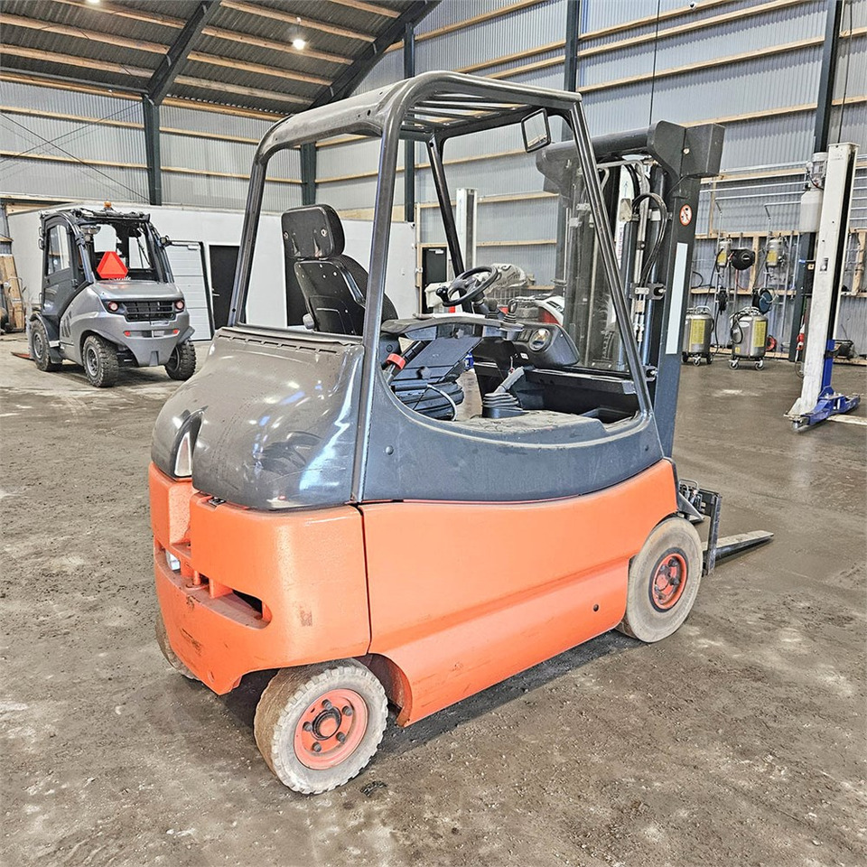 Linde AG E25 EL truck - Autokrāvējs: foto 4 Linde AG E25 EL truck - Autokrāvējs: foto 4