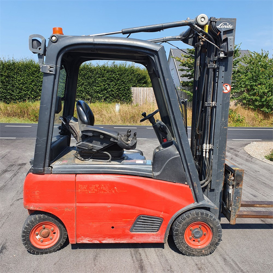 Linde H16 P-01 - Autokrāvējs: foto 3 Linde H16 P-01 - Autokrāvējs: foto 3