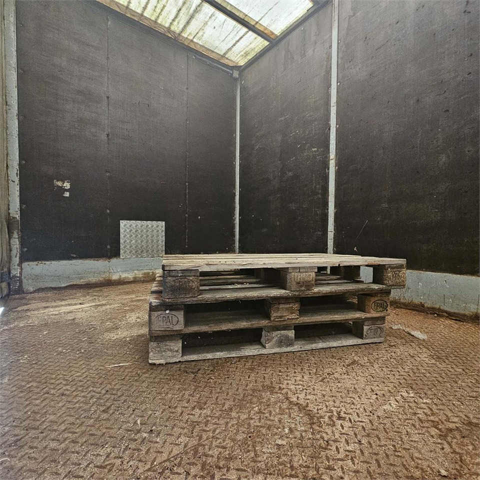 Kravas automašīna ar slēgto virsbūvi MAN Tg a 26.350: foto 20