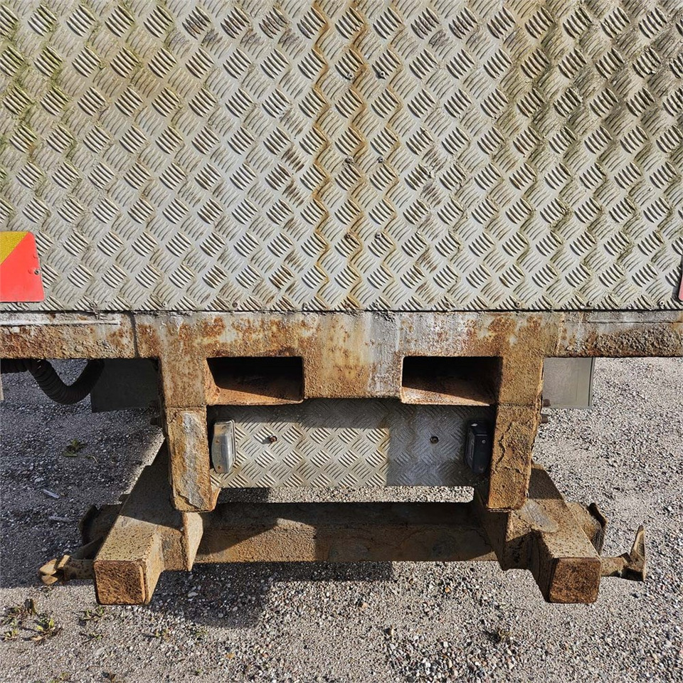 Kravas automašīna ar slēgto virsbūvi MAN Tg a 26.350: foto 21